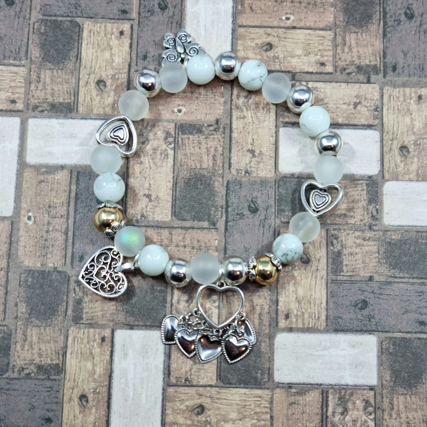 Elegant Hearts Bracelet